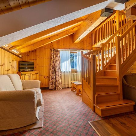 Hotel Bouton D'Or - Cogne Exteriör bild