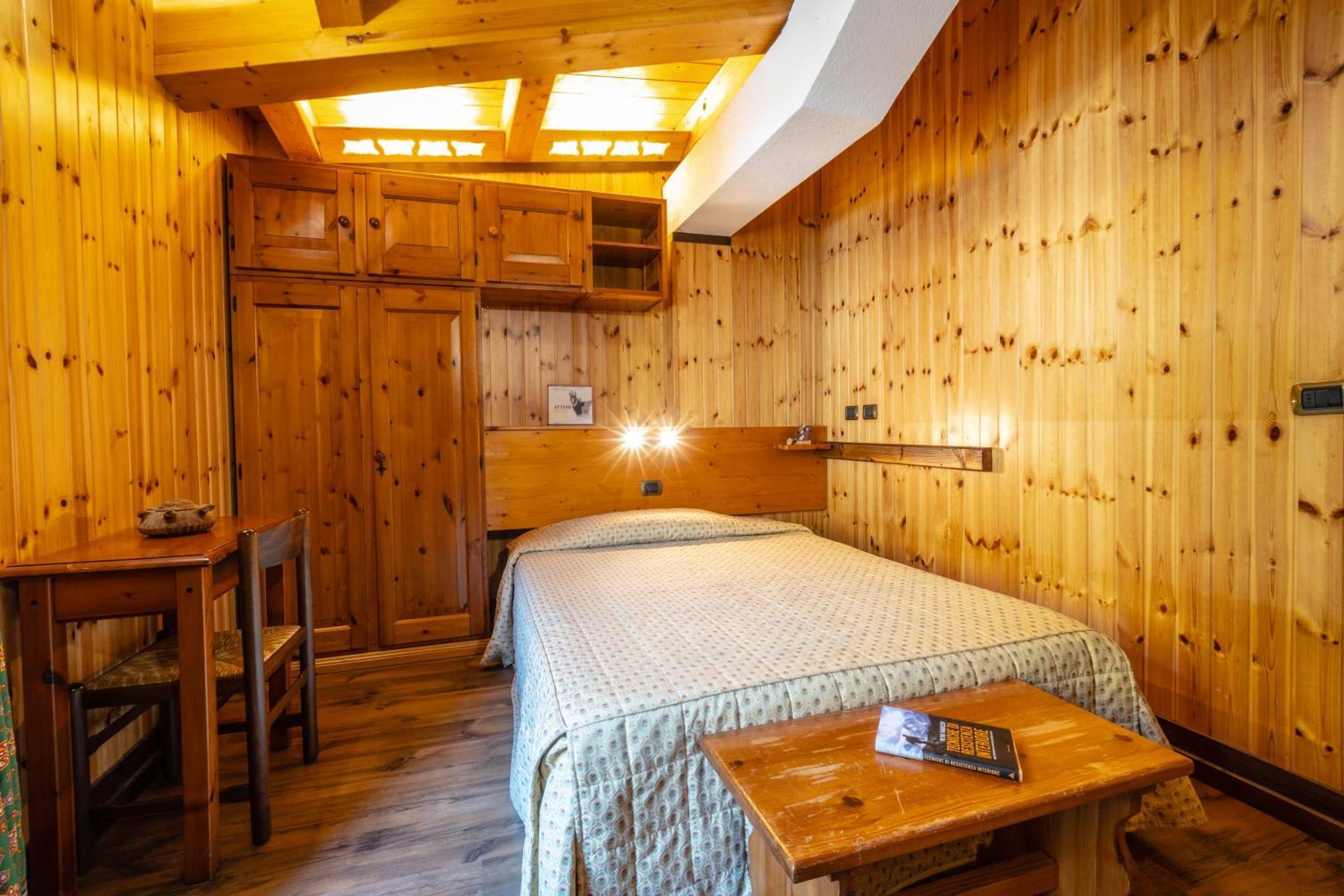 Hotel Bouton D'Or - Cogne Exteriör bild