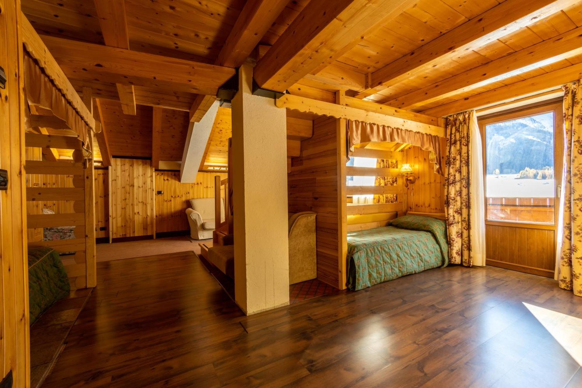 Hotel Bouton D'Or - Cogne Exteriör bild