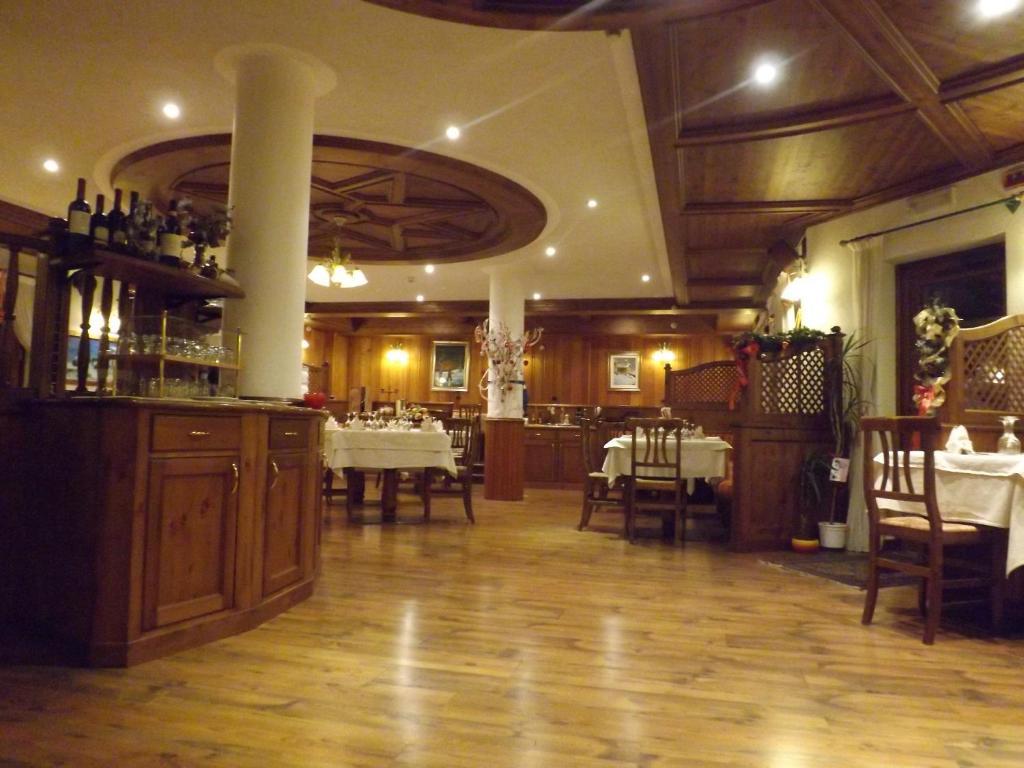 Hotel Bouton D'Or - Cogne Exteriör bild